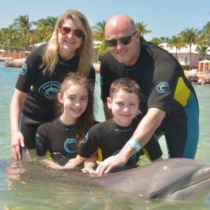 Meet your Posher, Ashley roland